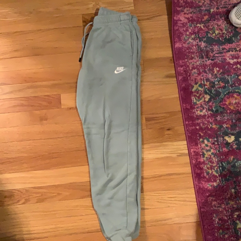 Nike Joggers